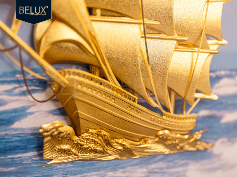 Tranh Thuận Buồm Xuôi Gió Vẽ Màu Dát Vàng 24k 34x27cm